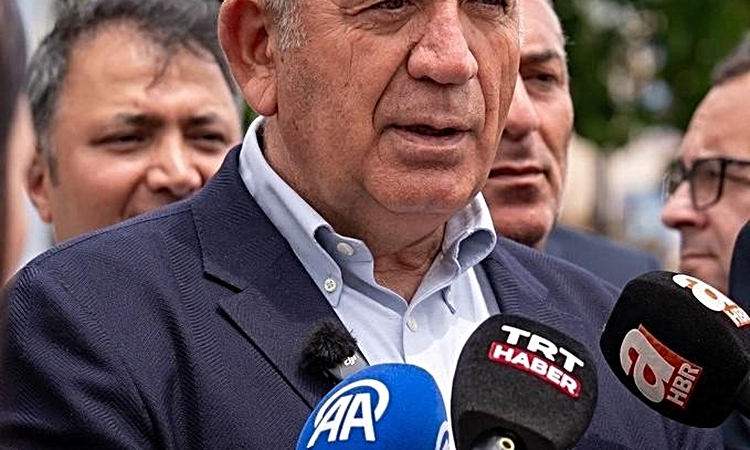 Kritik Açıklama: Gürsel Tekin görevine son verildi ama gitmiyor - Son Dakika Bilgileri