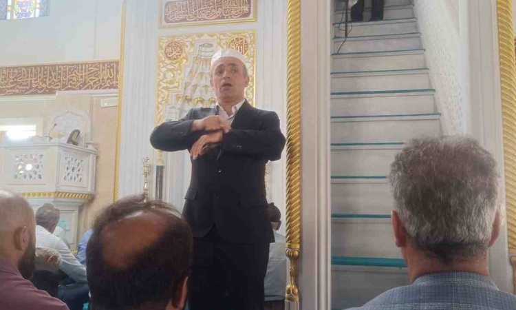 Kritik Açıklama: Hakkâri’de Cuma Hutbesi işaret diliyle anlatıldı ve Merak Edilenler