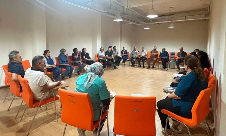 Kritik Açıklama: Hastane çalışanlarının motivasyonunu artırmaya yönelik istişare toplantısı