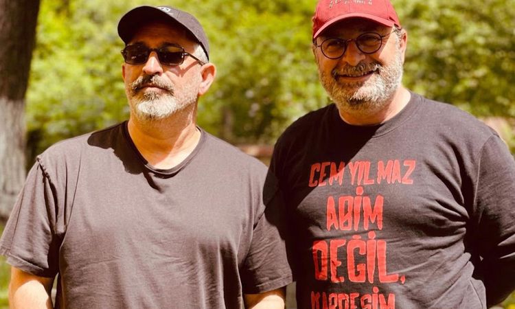 Kritik Açıklama: Hastaneye kaldırılan Cem Yılmaz’ın son durumunu ağabeyi Can Yılmaz tüm detaylarıyla paylaştı