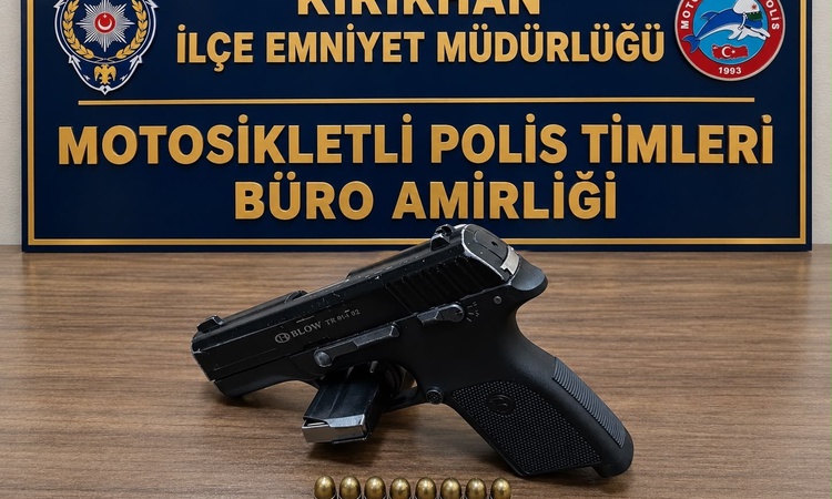 Kritik Açıklama: Hatay Kırıkhan'da motosiklette ruhsatsız tabanca ve 8 fişek ele geçirildi