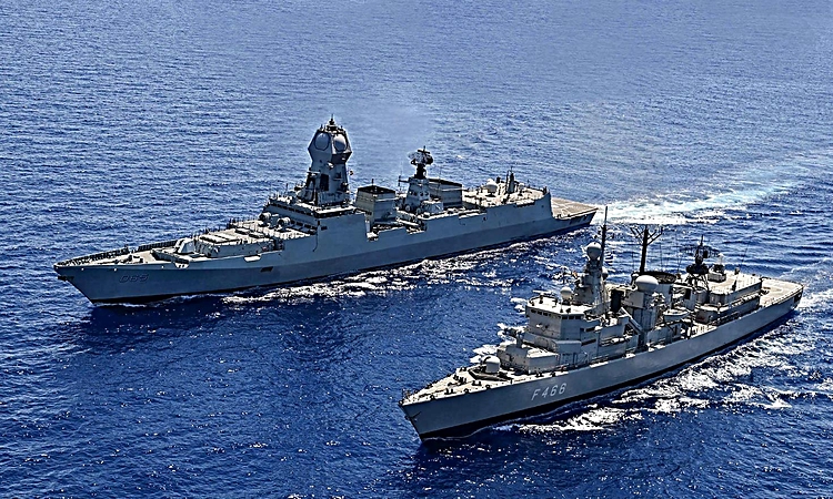 Kritik Açıklama: Hindistan, donanma gemilerinin çarpışması nedeniyle Pakistan'a nota verdi ve Merak Edilenler