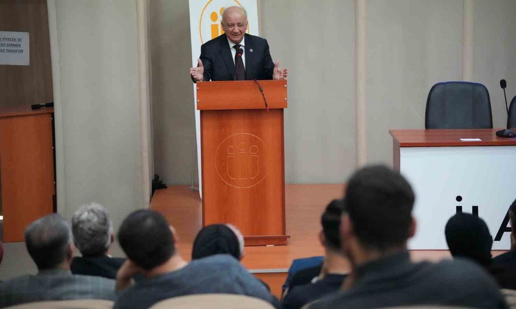 Kritik Açıklama: İnönü Üniversitesi'nde konferansta Durmuş Boztuğ, Alevi ocaklarının doğuşunu anlattı - Son Da