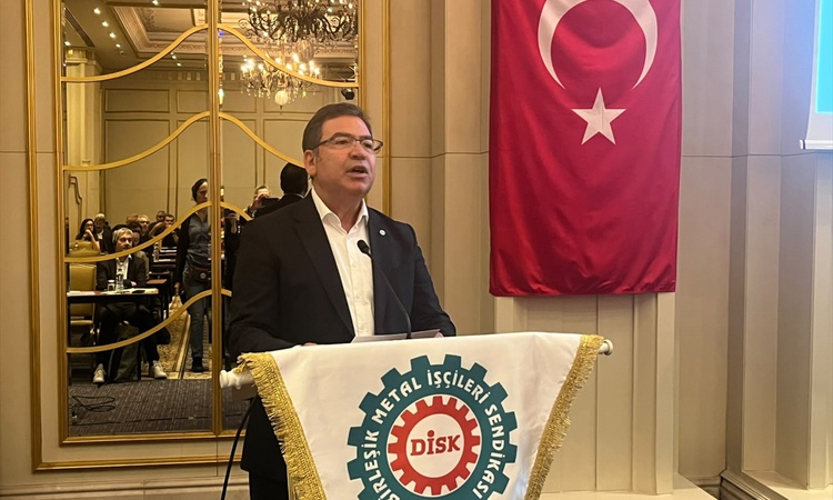 Kritik Açıklama: İstanbul'da grev hakkı toplantısı düzenlendi, Atar 'hak verilmez alınır' dedi - Son Dakika Bi