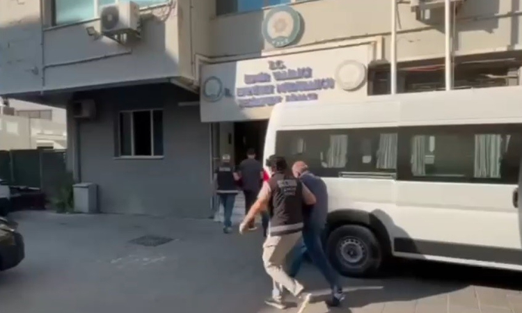 Kritik Açıklama: İzmir'de yüksek faizli borç şebekesine operasyon düzenlendi, 8 şüpheli yakalandı | İşte Tüm A