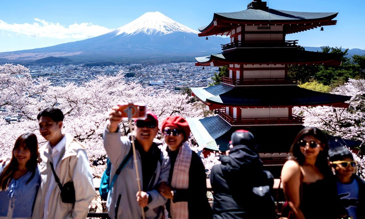 Kritik Açıklama: Japonya süresiz oturum izni ücretini 20 kat artırıp 200 bin yene çıkardı | İşte Tüm Ayrıntıla
