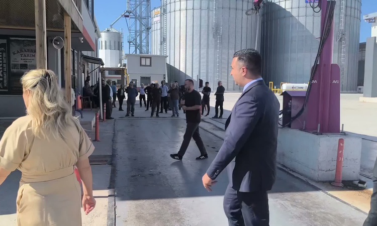 Kritik Açıklama: Kadirli'de çiftçilerle buluşan Asu Kaya, LİDAŞ lisansının askıya alındığını söyledi: Gelişmel