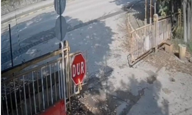 Kritik Açıklama: Karabük Safranbolu'da yaya geçidinde otomobilin çarptığı elektrikli bisikletli öldü