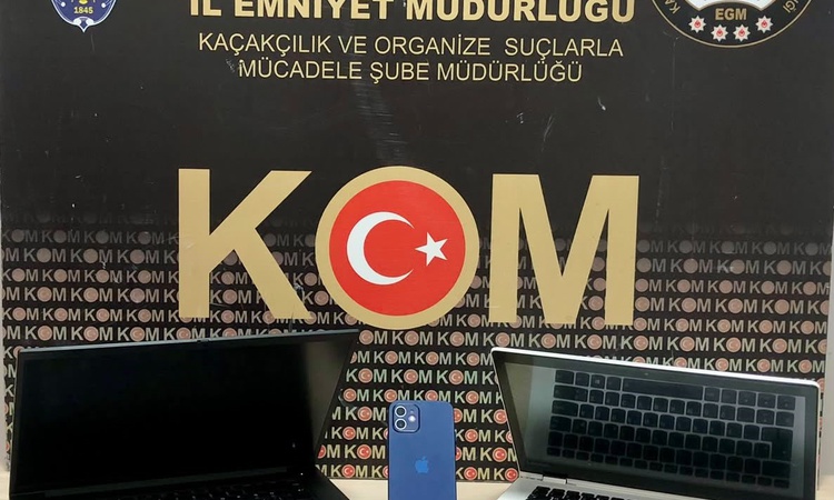 Kritik Açıklama: Kars ve Bursa'da zimmet operasyonunda 5 şüpheli yakalanarak gözaltına sevk edildi, 2'si hakkı