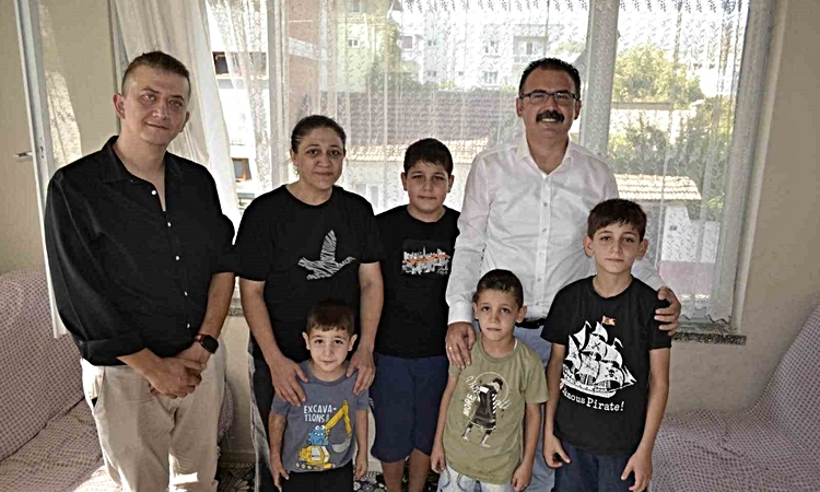 Kritik Açıklama: Kaymakam Ateş, Atça’da vatandaşların kapısını çaldı - Son Dakika Bilgileri