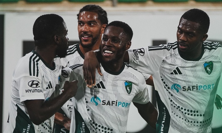 Kritik Açıklama: Kocaelispor, Alanyaspor'u deplasmanda 2-1 yenerek galibiyet hasretine son verdi: Gelişmeler T