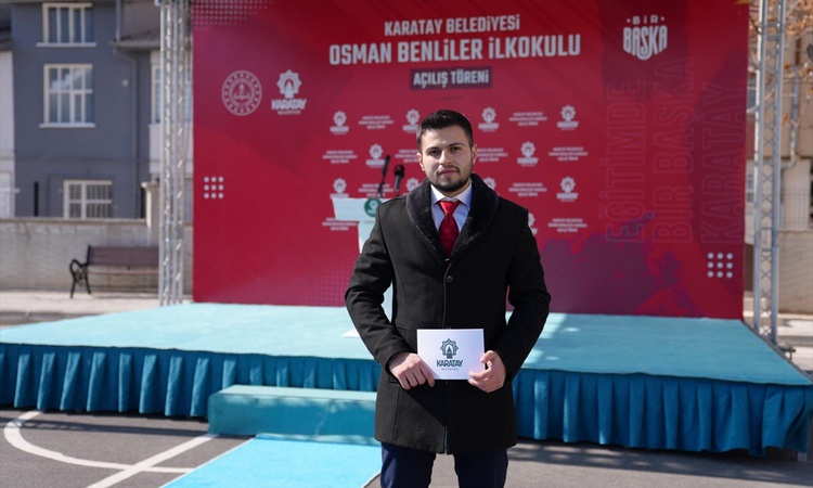 Kritik Açıklama: Konya'da kekemeliği yenen Cengiz, kamu ve belediye programlarında sunuculuk yapıyor: Gelişmel