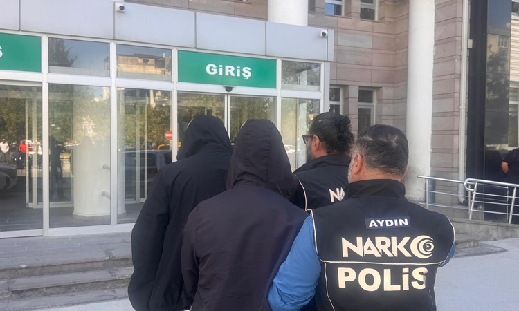 Kritik Açıklama: Kuşadası'nda uyuşturucu operasyonunda 1 kilo 495 gram esrarla 2 şüpheli hakkında tutuklama ka