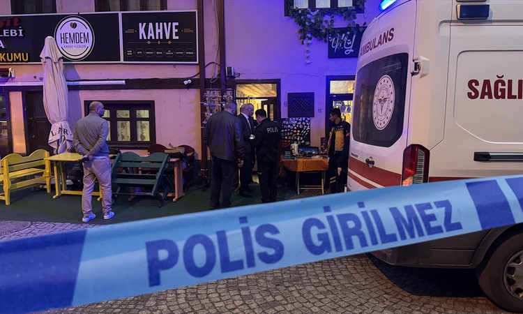 Kritik Açıklama: Kütahya'da iş yerinde bıçaklanan kişi yaşamını yitirdi, zanlı yakalandı
