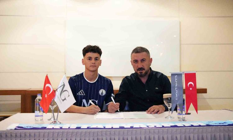 Kritik Açıklama: Kütahyaspor, Fenerbahçe'nin genç yeteneği Adem Yeşilyurt'u kiraladı