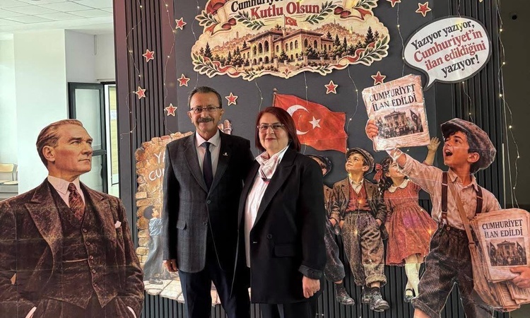 Kritik Açıklama: Manisa Sarıgöl'de Cumhuriyet'in 103. yılı okullarda coşkuyla kutlandı - Son Dakika Bilgileri