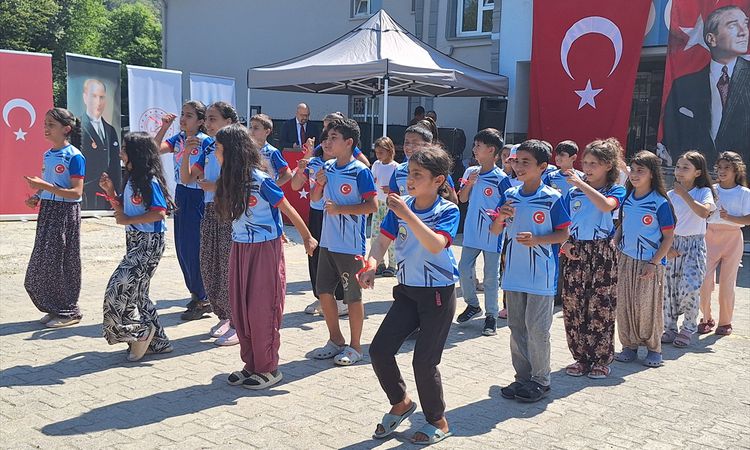 Kritik Açıklama: Mevsimlik tarım işçisi çocukları için Alaplı'da final
