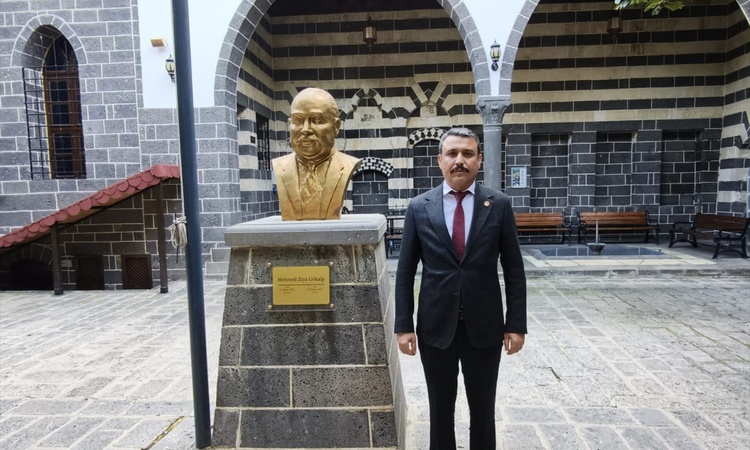 Kritik Açıklama: MHP Diyarbakır İl Başkanı Özcoşkun, Ziya Gökalp'i vefatının 102. yılında andı - Son Dakika Bi