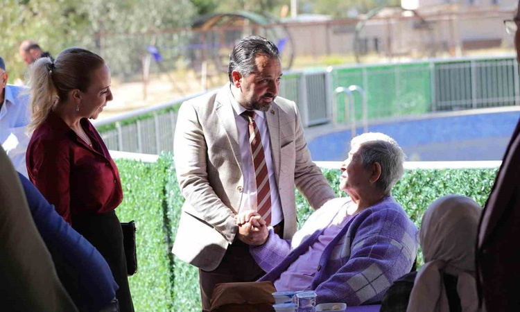 Kritik Açıklama: Muğla'da huzurevi sakinleri, gençlerle oyun oynayıp mangalda buluştu | İşte Tüm Ayrıntılar