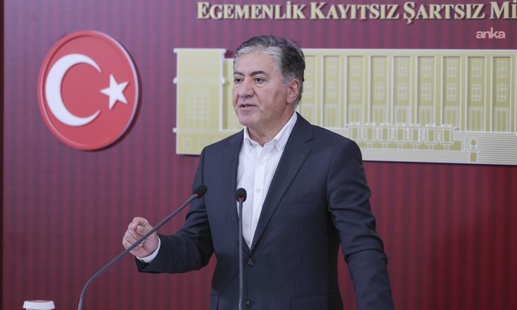Kritik Açıklama: Murat Emir, SPK Başkanı'nın istifasına 'işin içinden sıyrılma' diyerek tepki gösterdi - Son D