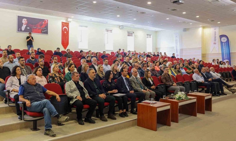 Kritik Açıklama: OMÜ'de üç fakültenin akademik kurul toplantıları Rektör Aydın'ın katılımıyla yapıldı