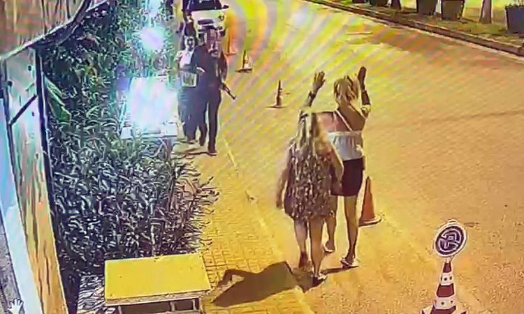 Kritik Açıklama: Oyuncak tüfekle sokakta dolaşınca yakalanarak gözaltına sevk edildi: Gelişmeler Takip Ediliyo