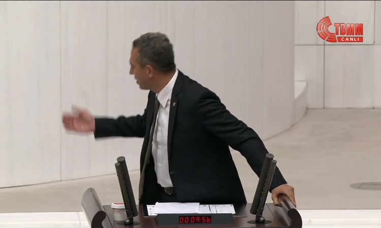 Kritik Açıklama: Özlale, TBMM'de Cevdet Yılmaz'a 470 milyonunu 830 milyon yapan bakan var mı diye sordu ve Mer