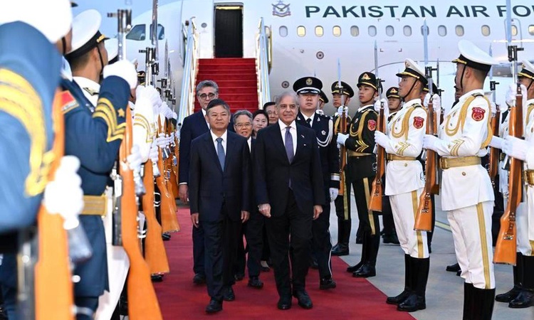 Kritik Açıklama: Pakistan Başbakanı Şahbaz Şerif kimdir? İstanbul için Türkçe taziye yayımlayan Şerif kaç yaşı