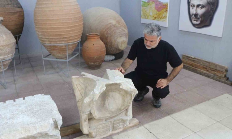 Kritik Açıklama: Pompeiopolis'te MS 2. yüzyıla ait güneş saati dijital olarak incelenecek: Gelişmeler Takip Ed
