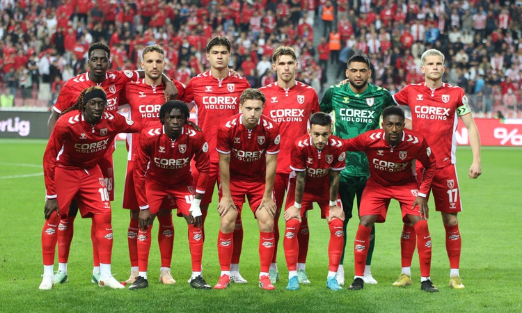 Kritik Açıklama: Samsunspor üst üste 7. lig maçını kaybederek en uzun yenilgi serisini yaşadı: Gelişmeler Taki