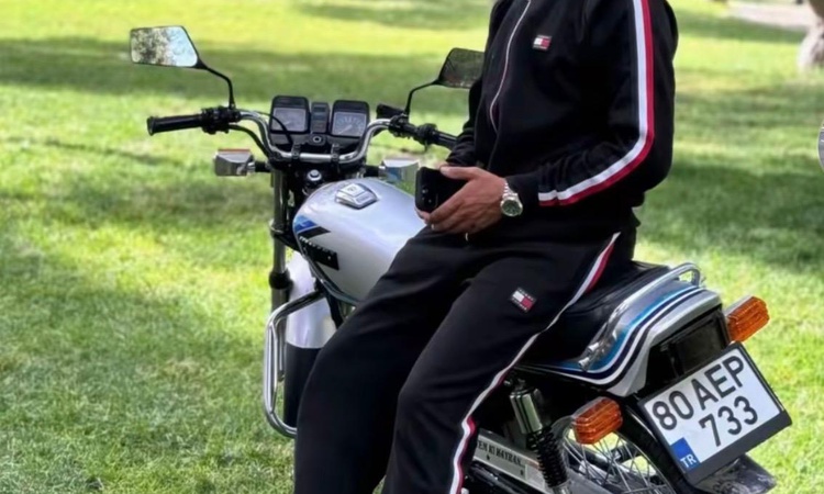 Kritik Açıklama: Şanlıurfa'da otomobille çarpışan motosikletin 21 yaşındaki sürücüsü yaşamını yitirdi ve Merak