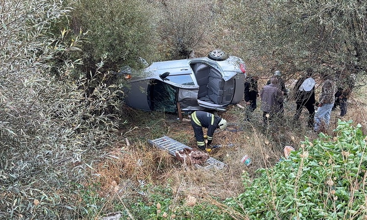 Kritik Açıklama: Seydişehir'de şarampole devrilen otomobilde 1'i çocuk 5 kişi yaralandı. | İşte Tüm Ayrıntılar