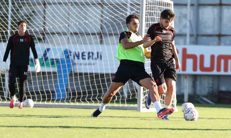 Kritik Açıklama: Sivasspor, Antalyaspor Maçı Hazırlıklarına resmen start aldı - Son Dakika Bilgileri