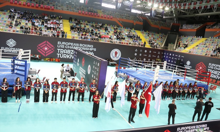 Kritik Açıklama: Trabzon'da 15 Yaş Altı Avrupa Boks Şampiyonası 30 ülkeden 400 sporcuyla resmen start aldı - S