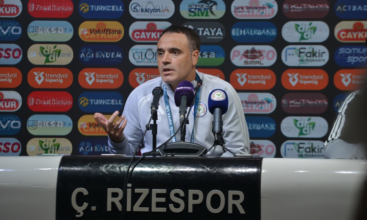 Kritik Açıklama: Trabzonspor, Çaykur Rizespor'u 4-3 yenerek Süper Lig'de 9. haftayı galip bitirdi ve Merak Edi