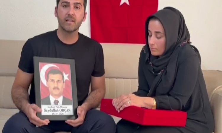 Kritik Açıklama: Türkoğlu'nda polis Orçan'ın ailesi 4 kişiden 3'ünün serbest bırakıldığını öne sürdü ve Merak
