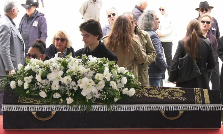 Kritik Açıklama: Ünlü şarkıcı Alpay Nazikioğlu, 91 yaşında Ankara'da toprağa verildi