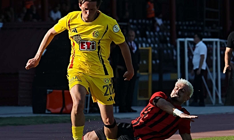 Kritik Açıklama: Uşakspor - Eskişehirspor: 2-2 ve Merak Edilenler