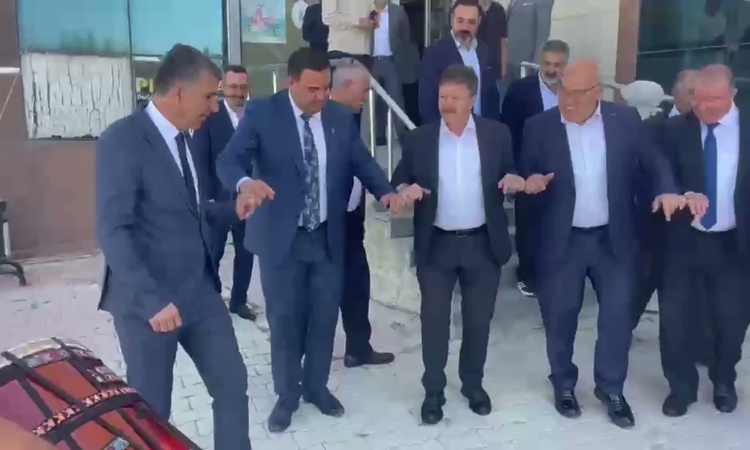 Kritik Açıklama: Van'da VESOB, 30 Eylül'deki TESK seçiminde Yiğiner'i destekleyeceğini tüm detaylarıyla paylaş