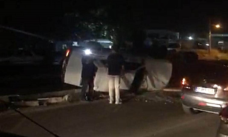 Kritik Açıklama: Yan yatan otomobilde emniyet kemeri hayat kurtardı ve Merak Edilenler
