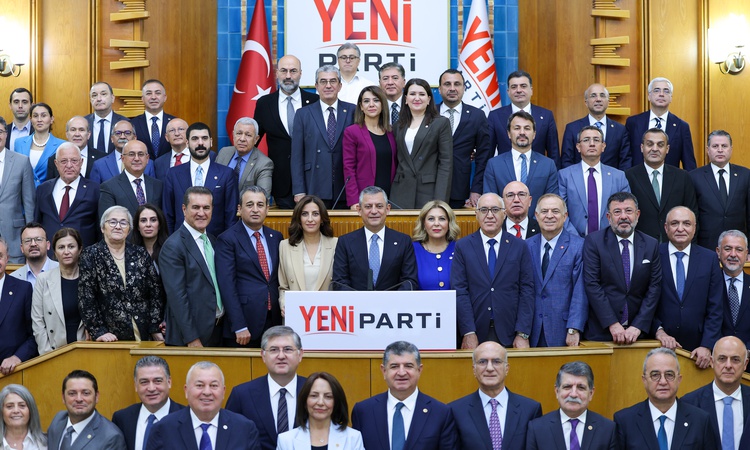 Kritik Açıklama: YENİ Parti milletvekilleri, 30 Eylül’de yeni yasama yılına hazırlanacak | İşte Tüm Ayrıntılar
