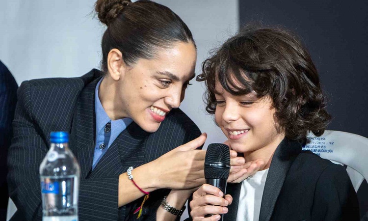Kritik Açıklama: Yeşim Ustaoğlu'nun 'Artakalan' filminin ilk gösterimi Altın Portakal'da yapıldı - Son Dakika