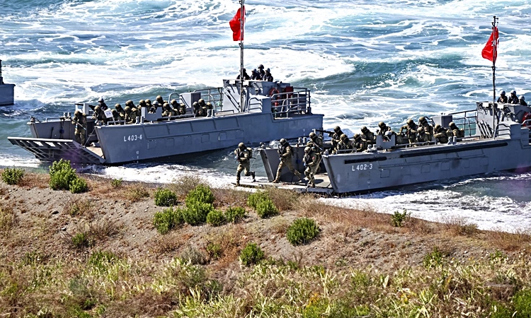Kritik Açıklama: Yunanistan'ın provokasyonlarına TSK'dan net mesaj! 2 bin komando Ege'de | İşte Tüm Ayrıntılar