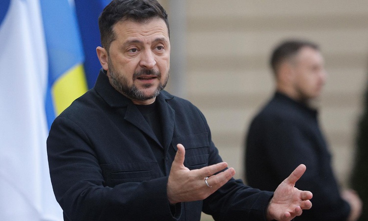 Kritik Açıklama: Zelenskiy, toprak meselesini liderler düzeyinde görüşmeyi kırmızı çizgi saydı