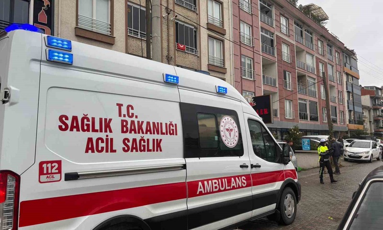 Kütahya Tavşanlı'da motosiklet yayaya çarptı, sürücü ve yaya yaralandı: Gelişmeler Takip Ediliyor