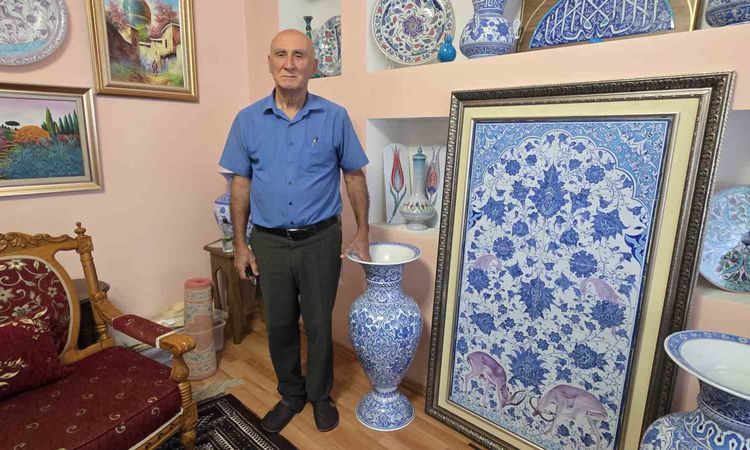 Ayrıntılar Netleşti: Kütahyalı çini ustası Mehmet Koçer: "Çinicilik yeniden mimariyle buluşmalı" - Son Dakika