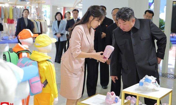 Kuzey Kore lideri Kim Jong Un, ölüm iddialarının ardından kızıyla görüntülendi | İşte Tüm Ayrıntılar