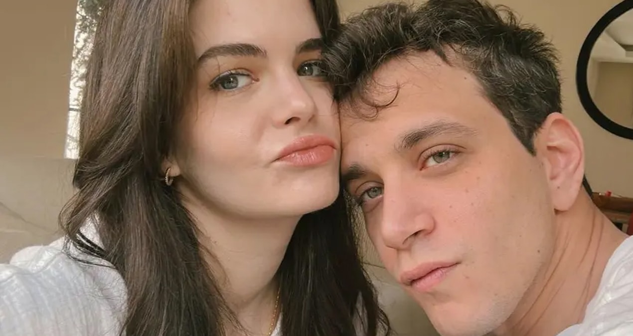 Lara Paşalı’nın yüzüksüz pozu ve şarkı seçimi iddiaları alevlendirdi - Haberleri - Son Dakika Bilgileri