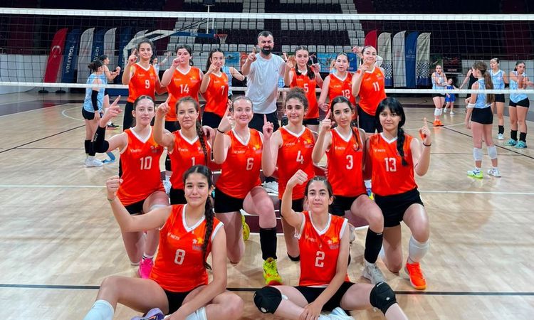 Gündemden Son Bilgiler: Malatya Kız Voleybol Takımı ANALİG Yarı Finallerinde Türkiye Finallerine artış grafiği