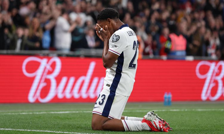 Manchester United, Arsenal'ın genç yıldızı Myles Lewis-Skelly için transfer çalışmalarına resmen start aldı -